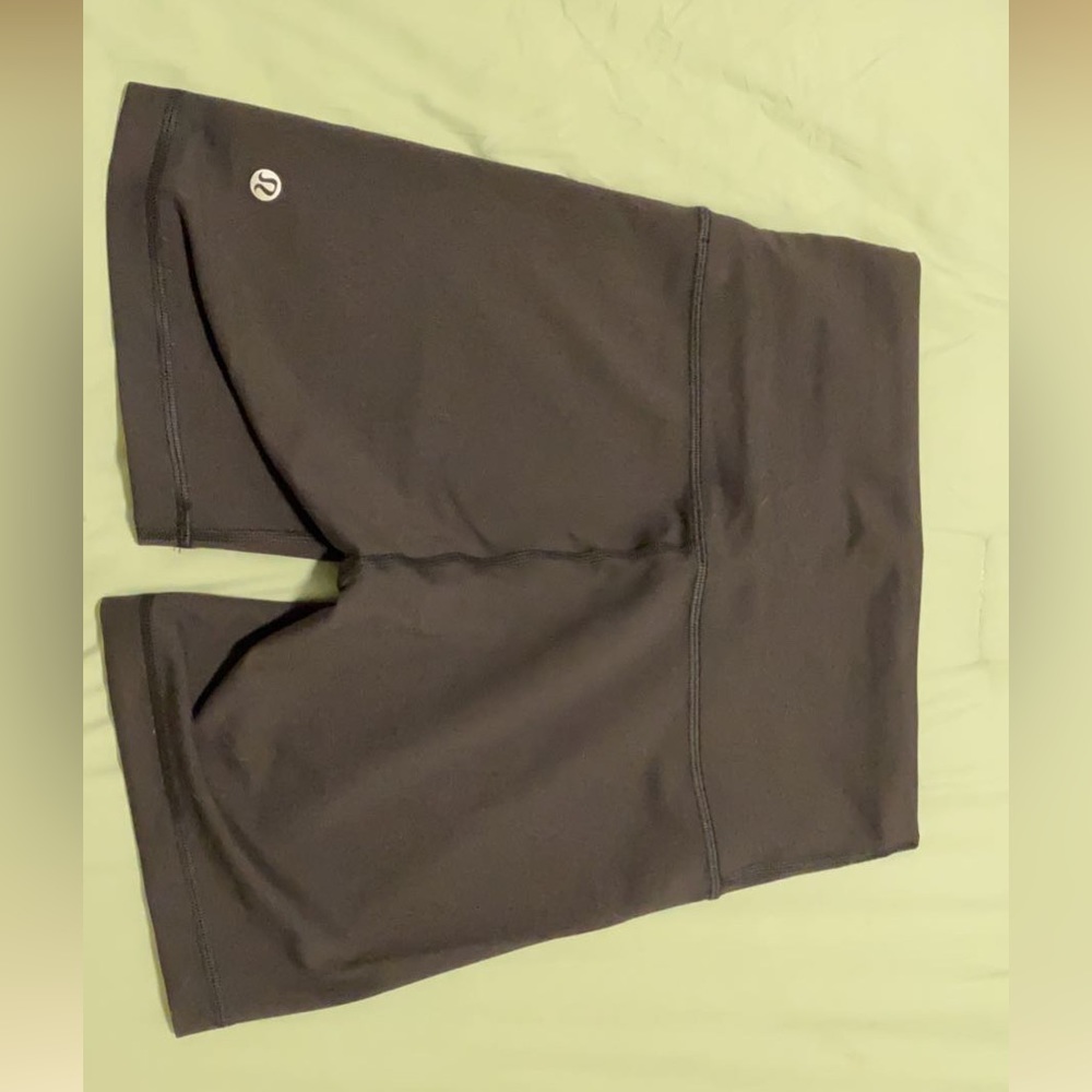 Lululemon Wunder Train High-Rise Short 6”